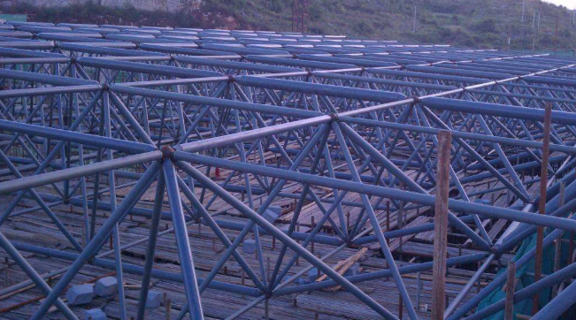 南康概述网架加工中对钢材的质量的过细恳求